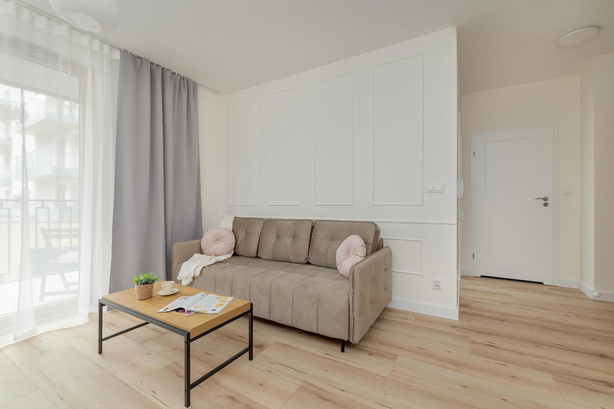 Cozy Apartment Orawska With Balcony By Noclegi Renters 克拉科夫 外观 照片